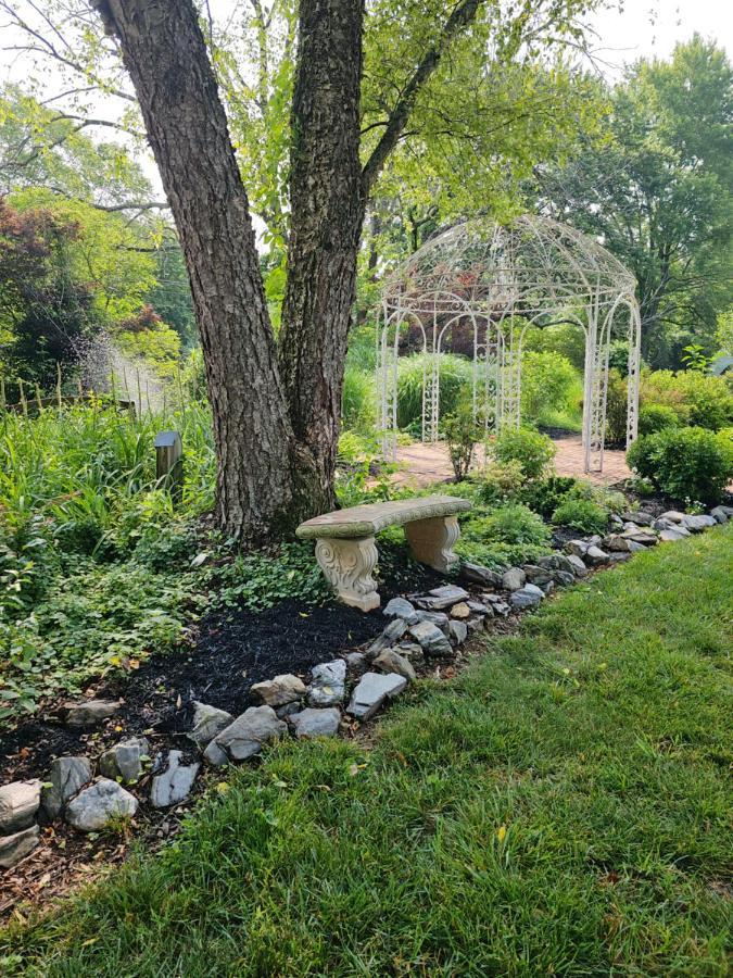 Winridge Manor Bed & Breakfast Madison Heights Eksteriør bilde