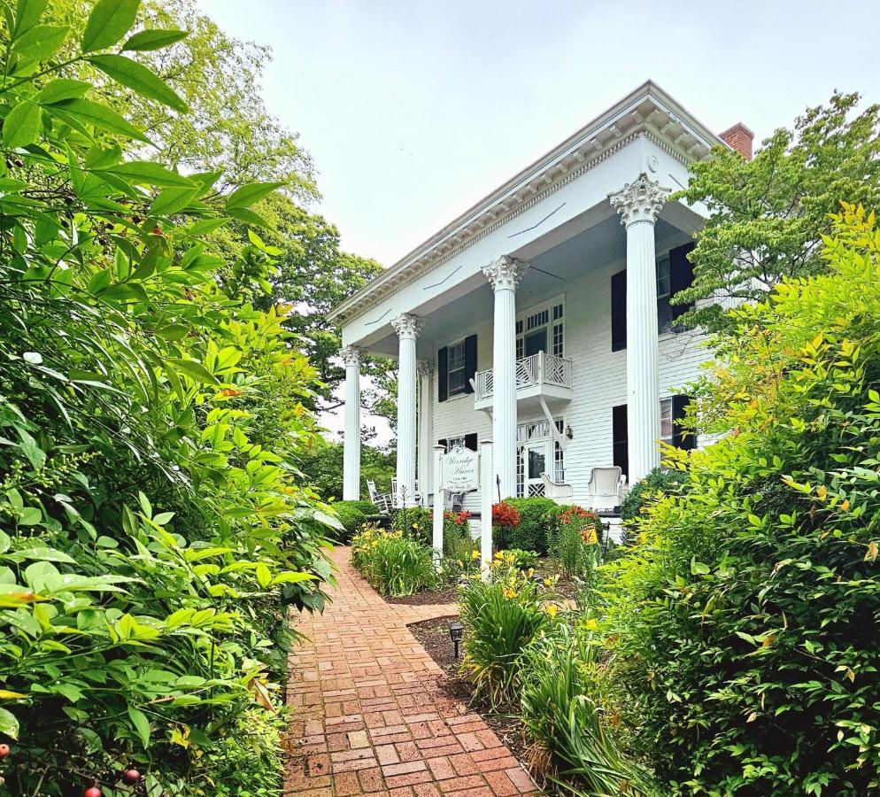 Winridge Manor Bed & Breakfast Madison Heights Eksteriør bilde