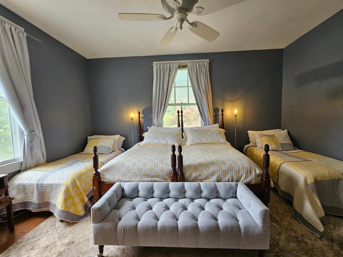 Winridge Manor Bed & Breakfast Madison Heights Rom bilde